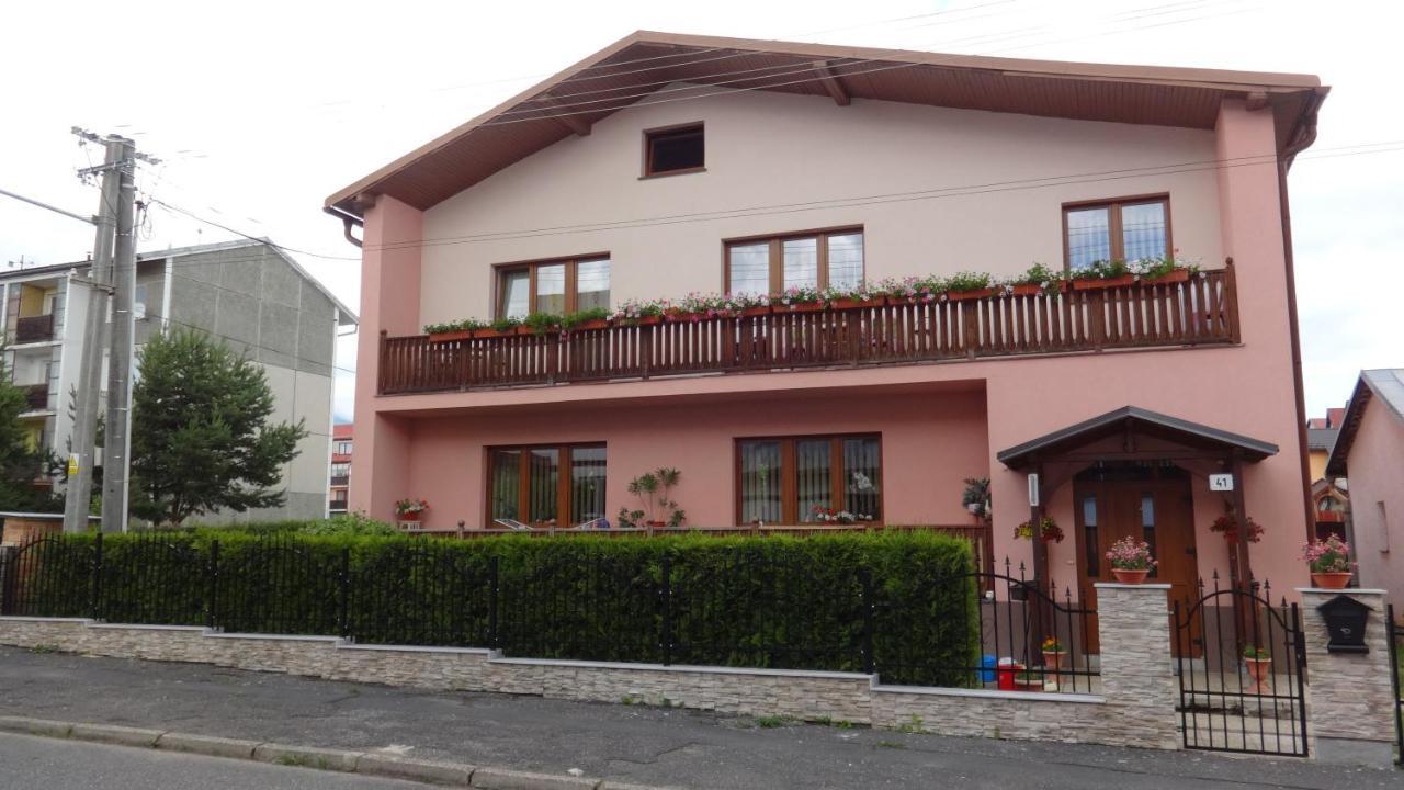 Nová LesnáGaestehaus Evaアパートメント エクステリア 写真